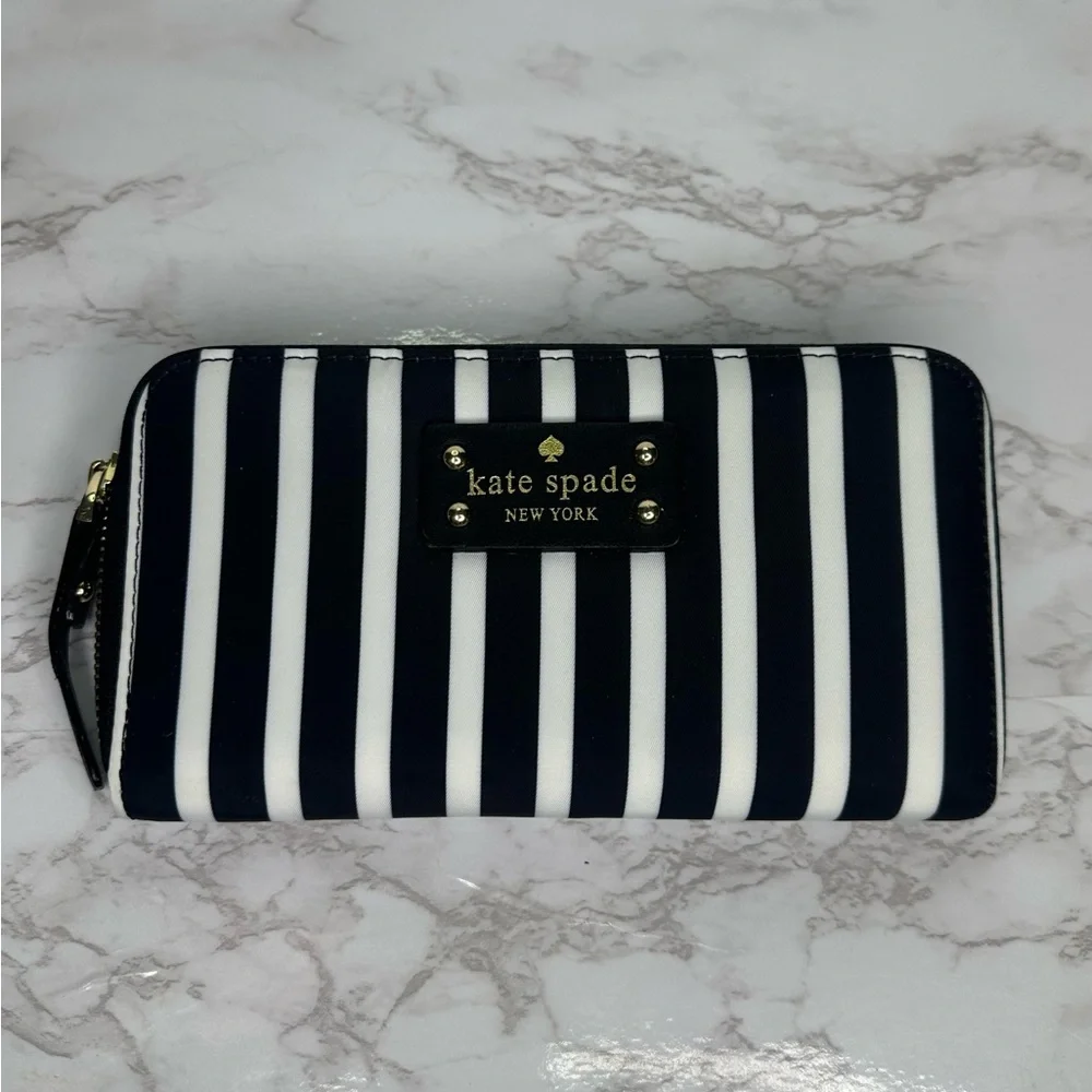 Kate Spade Black and White‎ Wallet with Striking Stripes